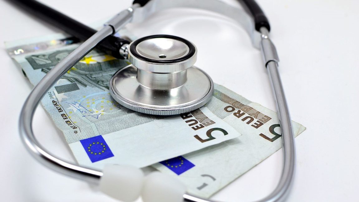 11049442 – stethoscope lying on 10 euros doctors fees